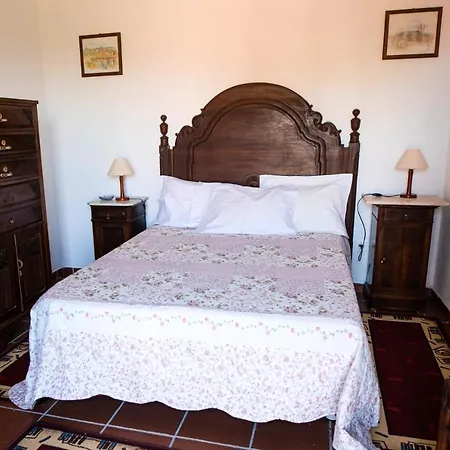 Villa Idyllic In Fornos + Pool!