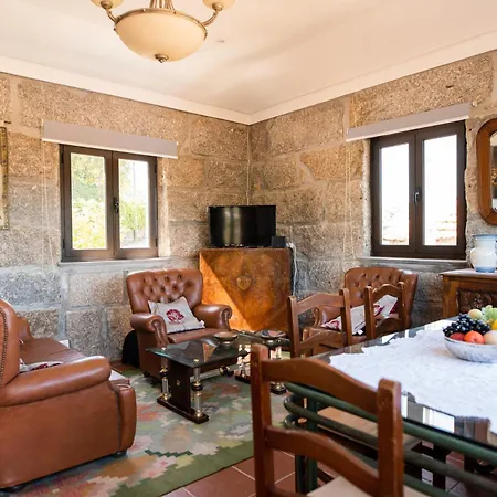 Villa Idyllic In Fornos + Pool! Fornos (Aveiro)