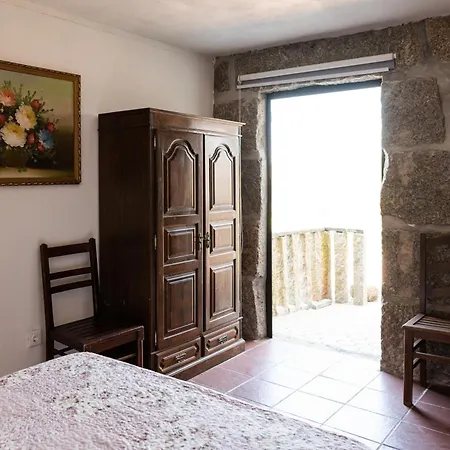 Villa Idyllic In Fornos + Pool! *